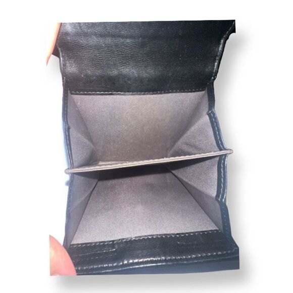 Chanel Black Lambskin Camellia Embossed Short Trifold Wallet - Picture 10 of 12